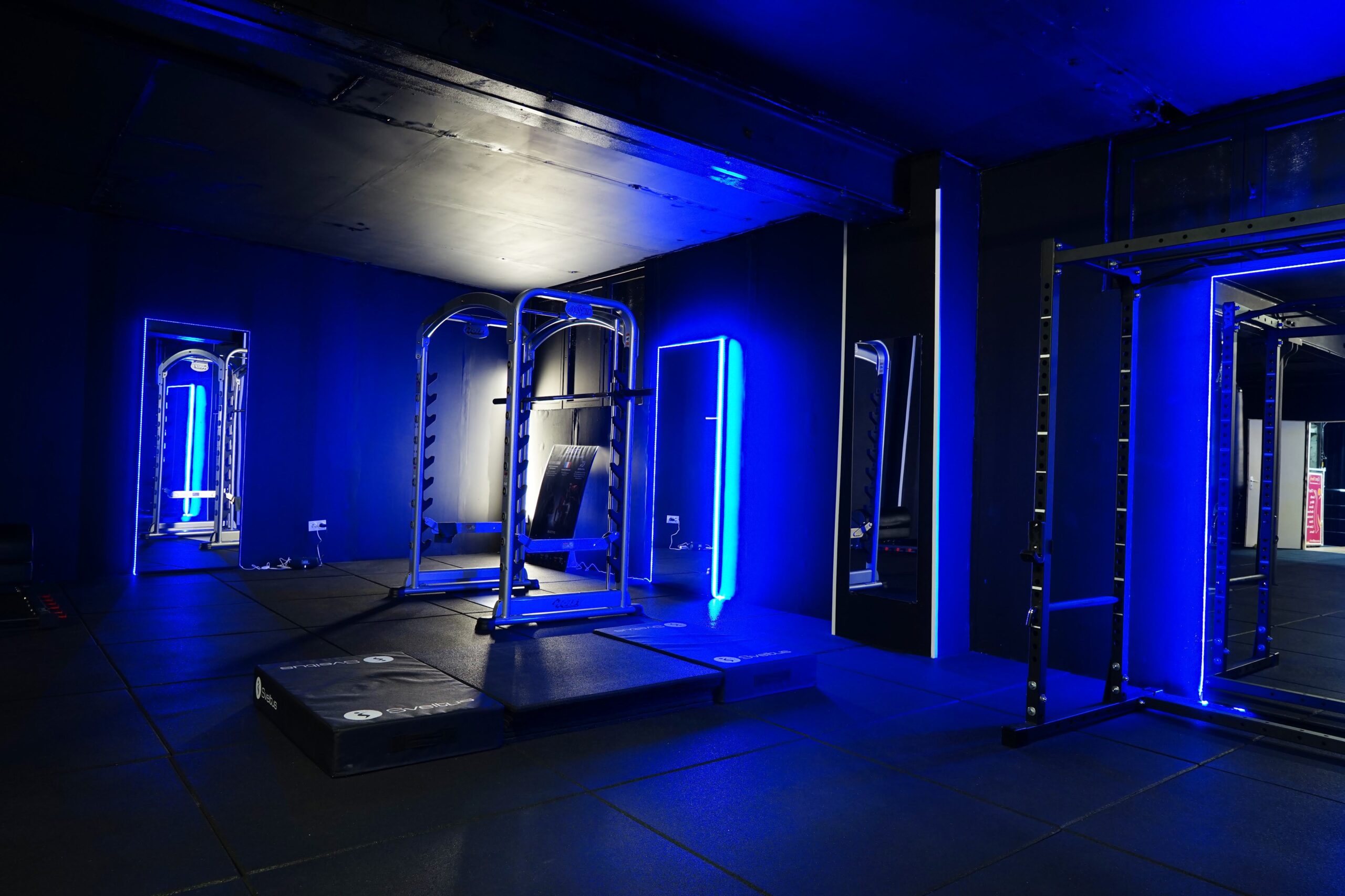 Salle poids livres musculation sport fitness OPAL FORM Saint-Omer